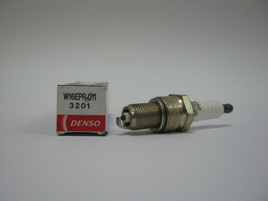 Свеча зажигания W16EPR-U11 DENSO (3201)