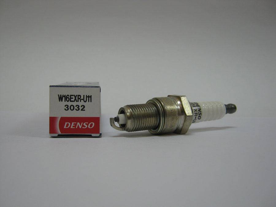 Свеча зажигания W16EXR-U11 DENSO (3032)