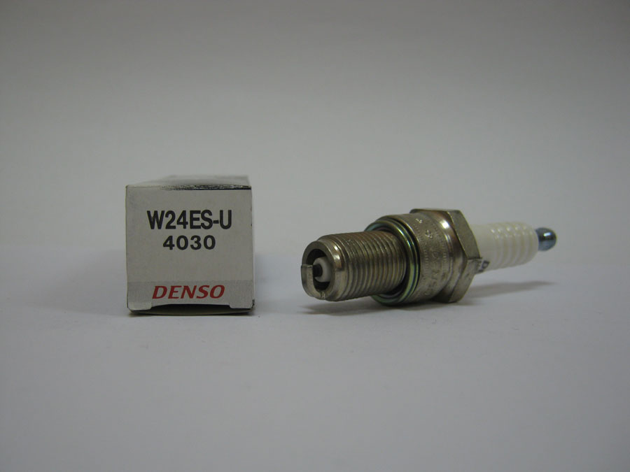 Свеча зажигания W24ES-U DENSO (4030)
